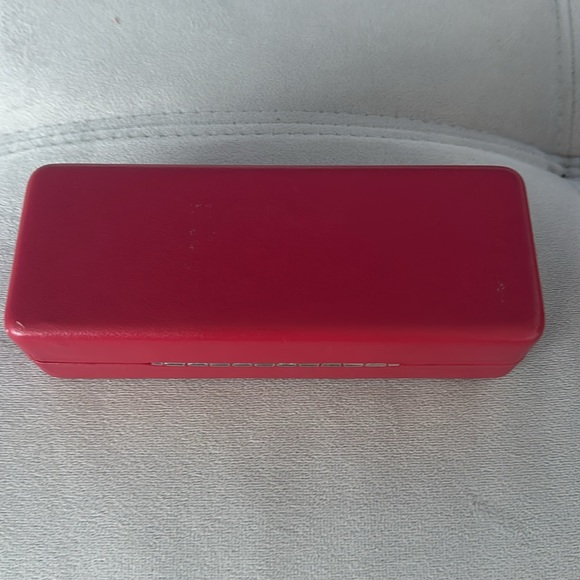 Carolina Herrera Sunglasses Case - Picture 3 of 3